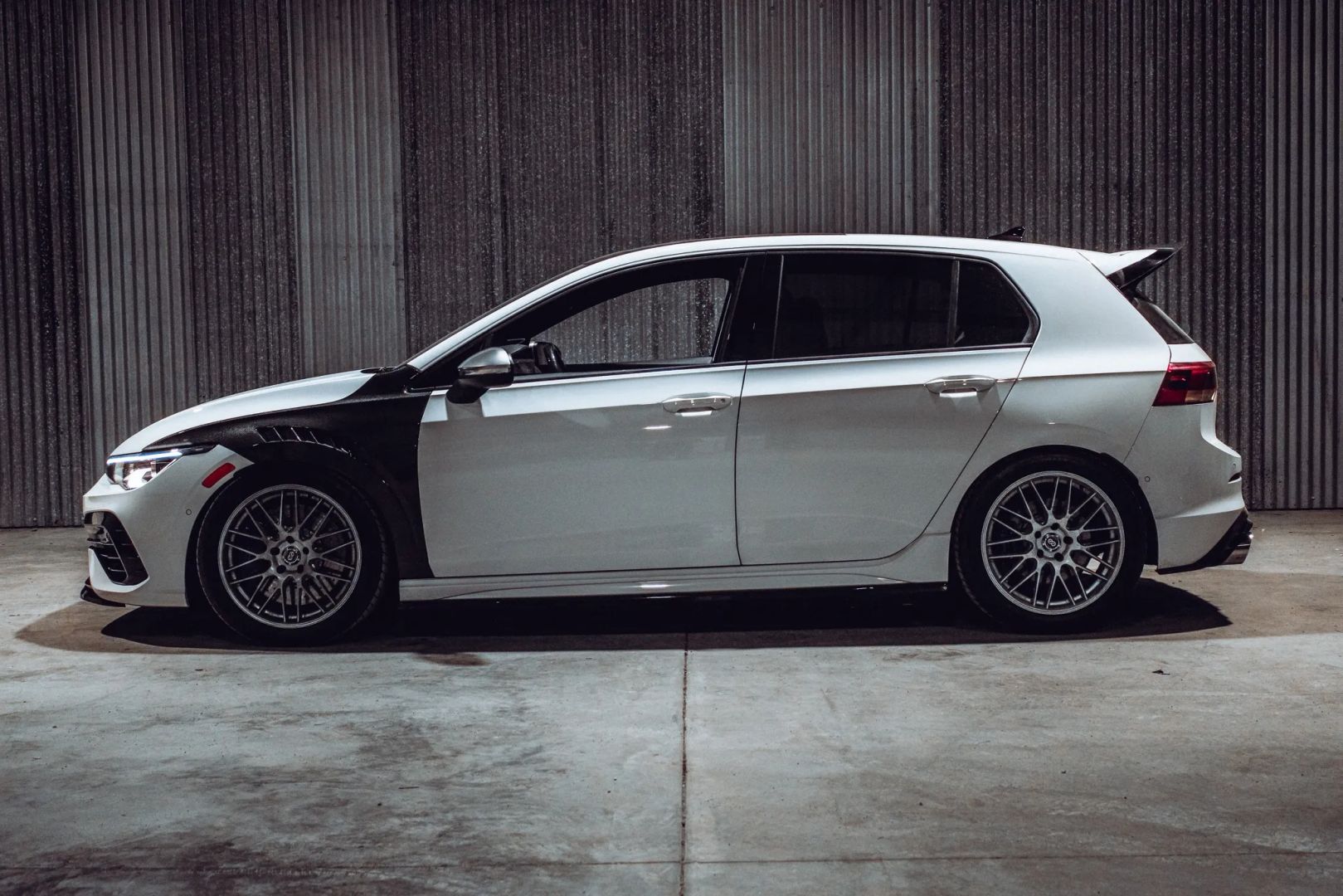 volkswagen golf r 2024 WVWEB7CD0RW132290 image volkswagen golf r 2024 WVWEB7CD0RW132290 image